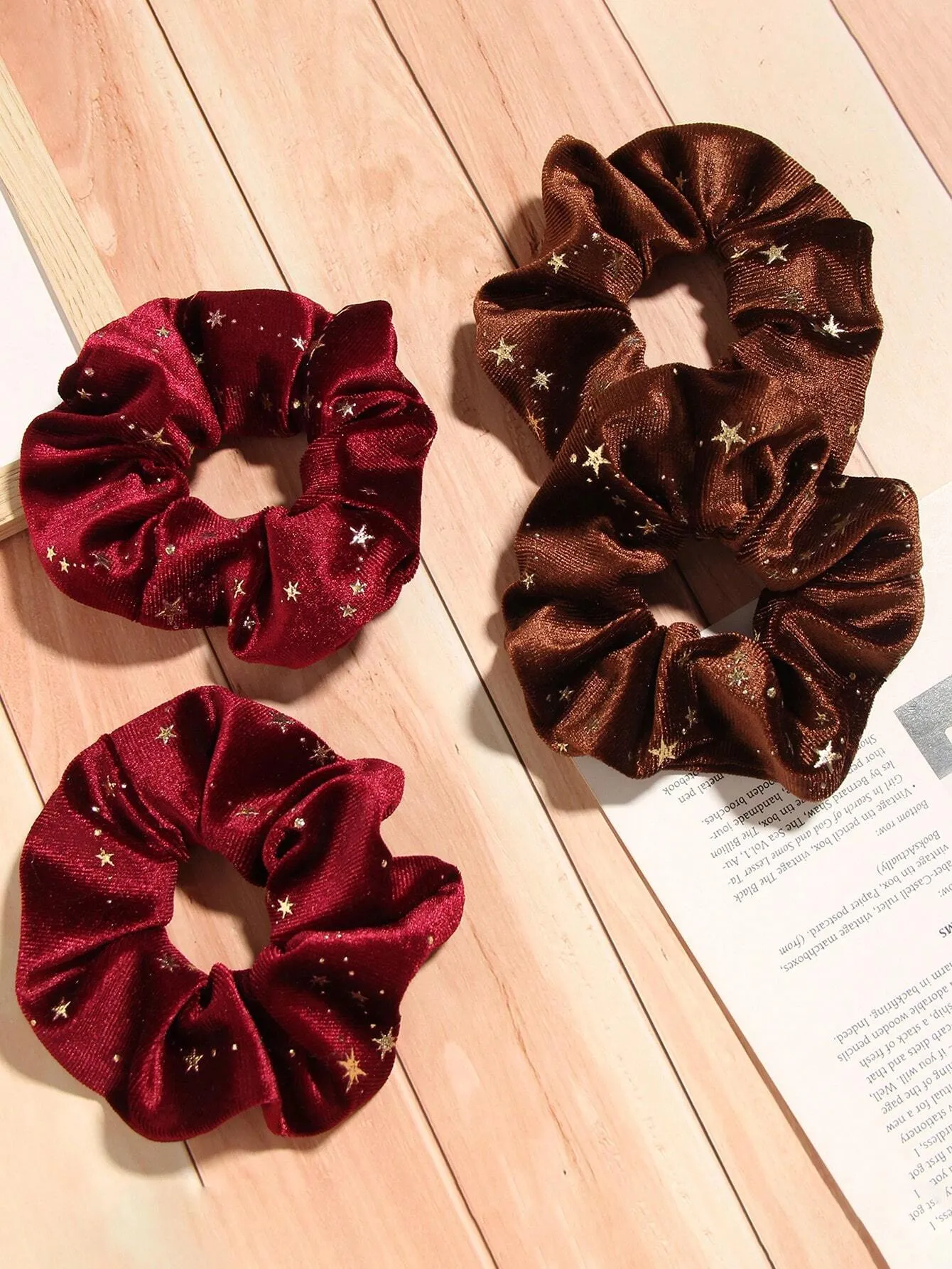 3pcs/set Star Pattern Velvet Fabric Hair Scrunchies With Gold Foil, Suitable For Daily Use