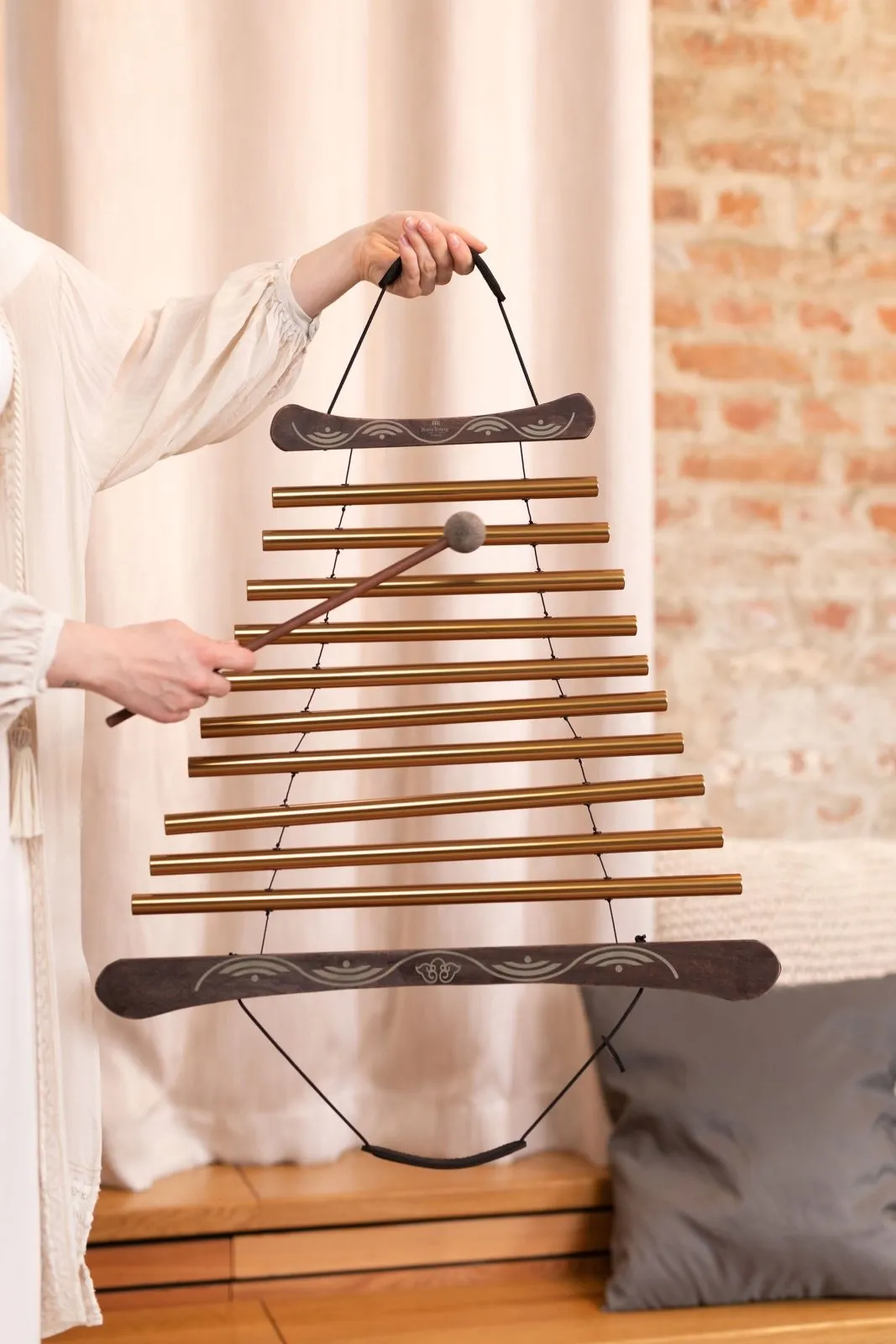 440 Hz Meditation Flow Chime 35" / 88 cm 10 Notes G Major - Bronze