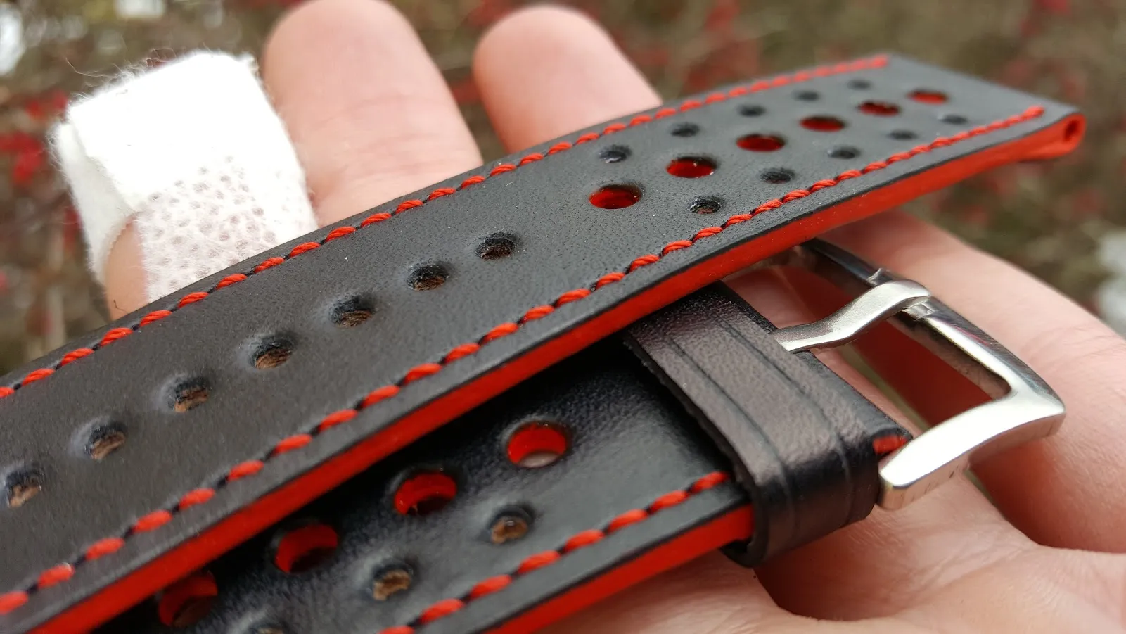 Black-Red Rally 24 mm
