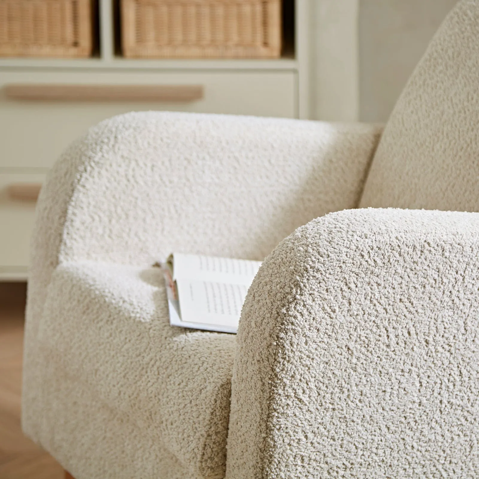 CuddleCo Etta Nursing Chair - Boucle Mushroom