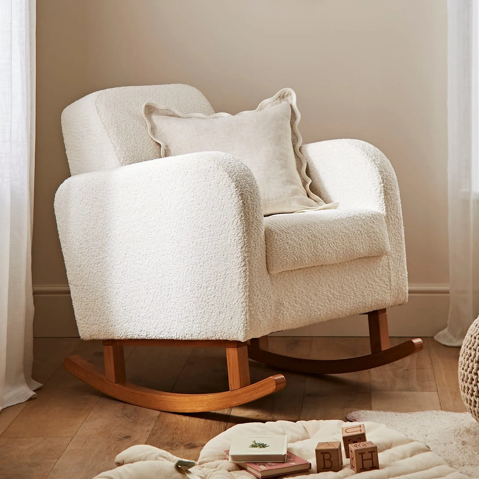 CuddleCo Etta Nursing Chair - Boucle Off-White