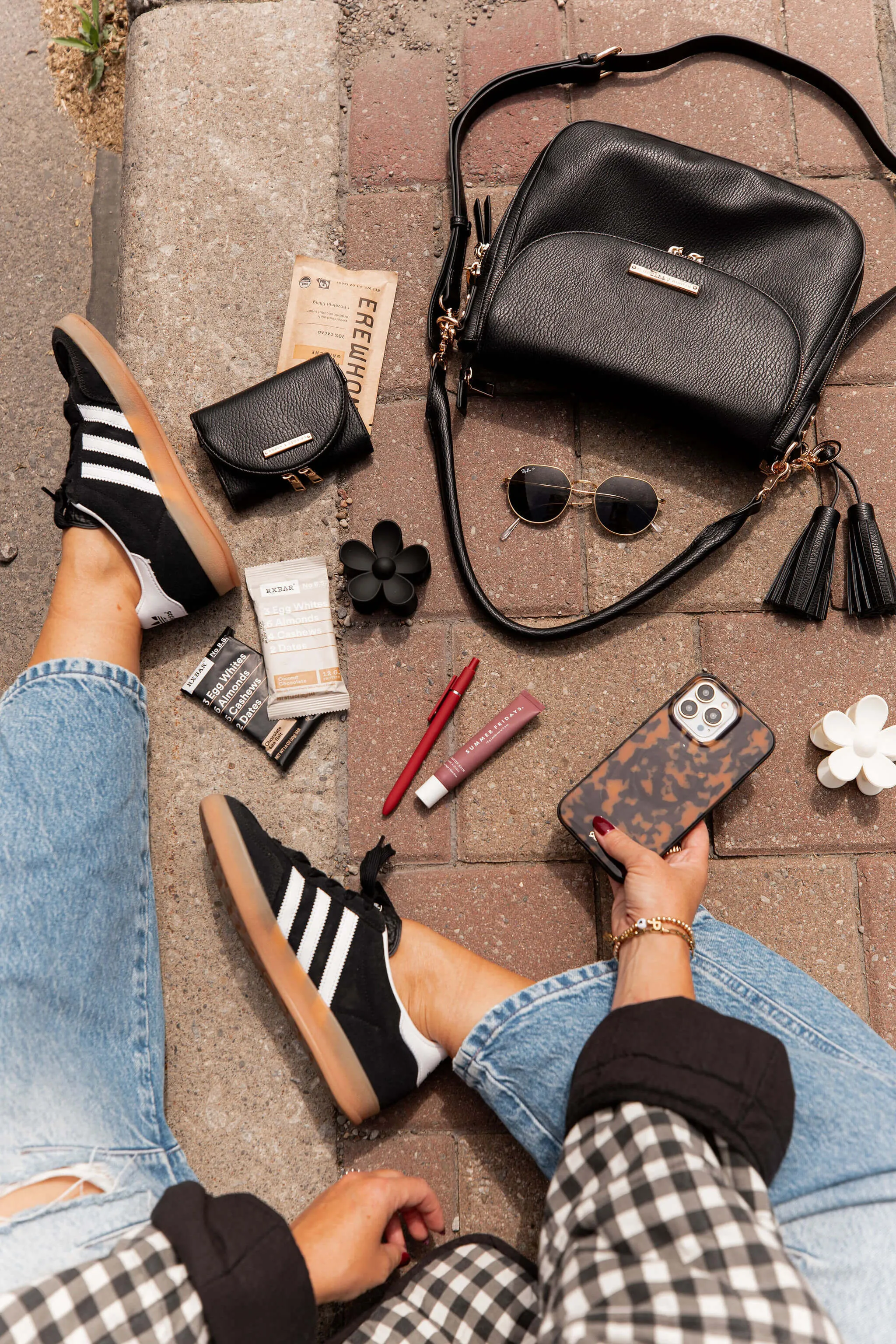 DOWNTOWN CROSSBODY black