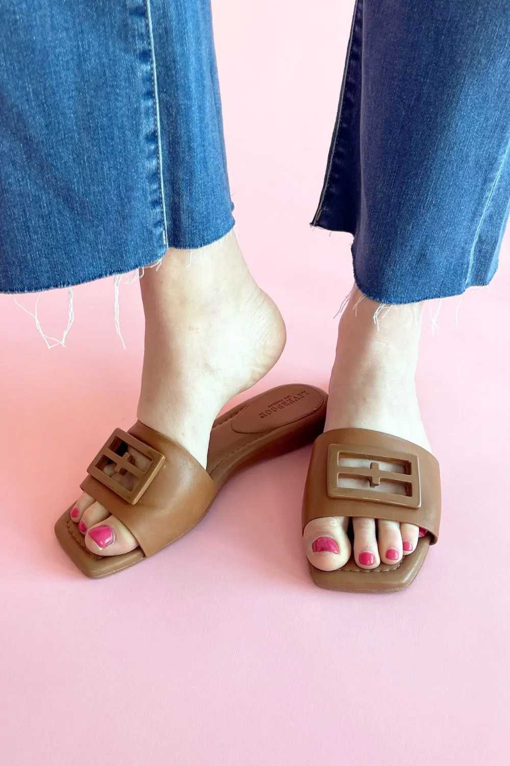 Dunbar Logo Medallion Sandal