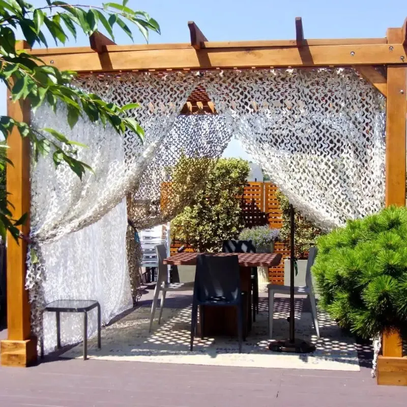 Filet camouflage blanc pour pergola