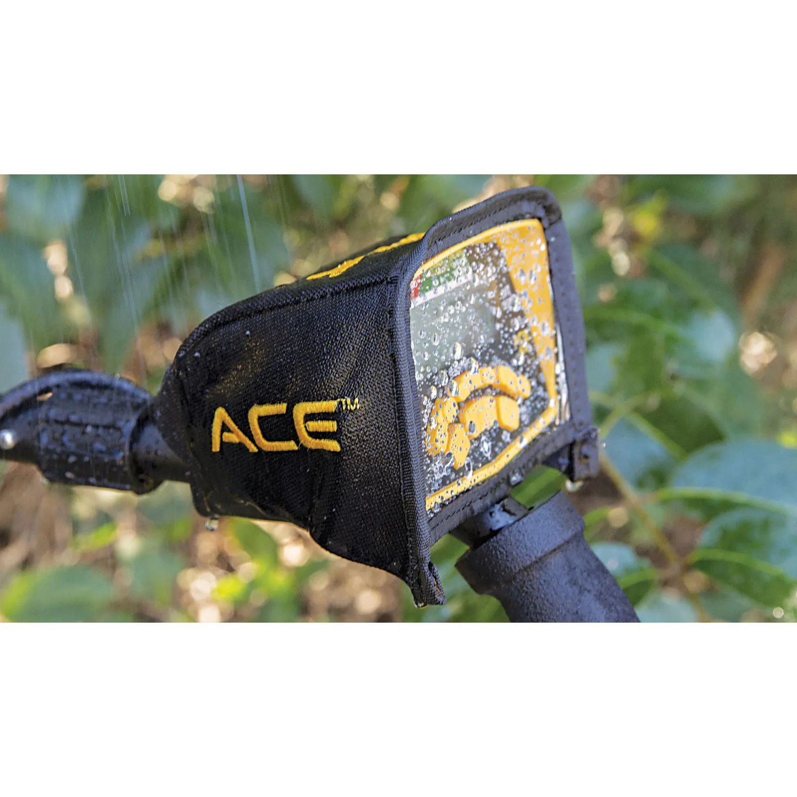 Garrett ACE 400 Metal Detector with DD Waterproof Search Coil and Pro Pointer II