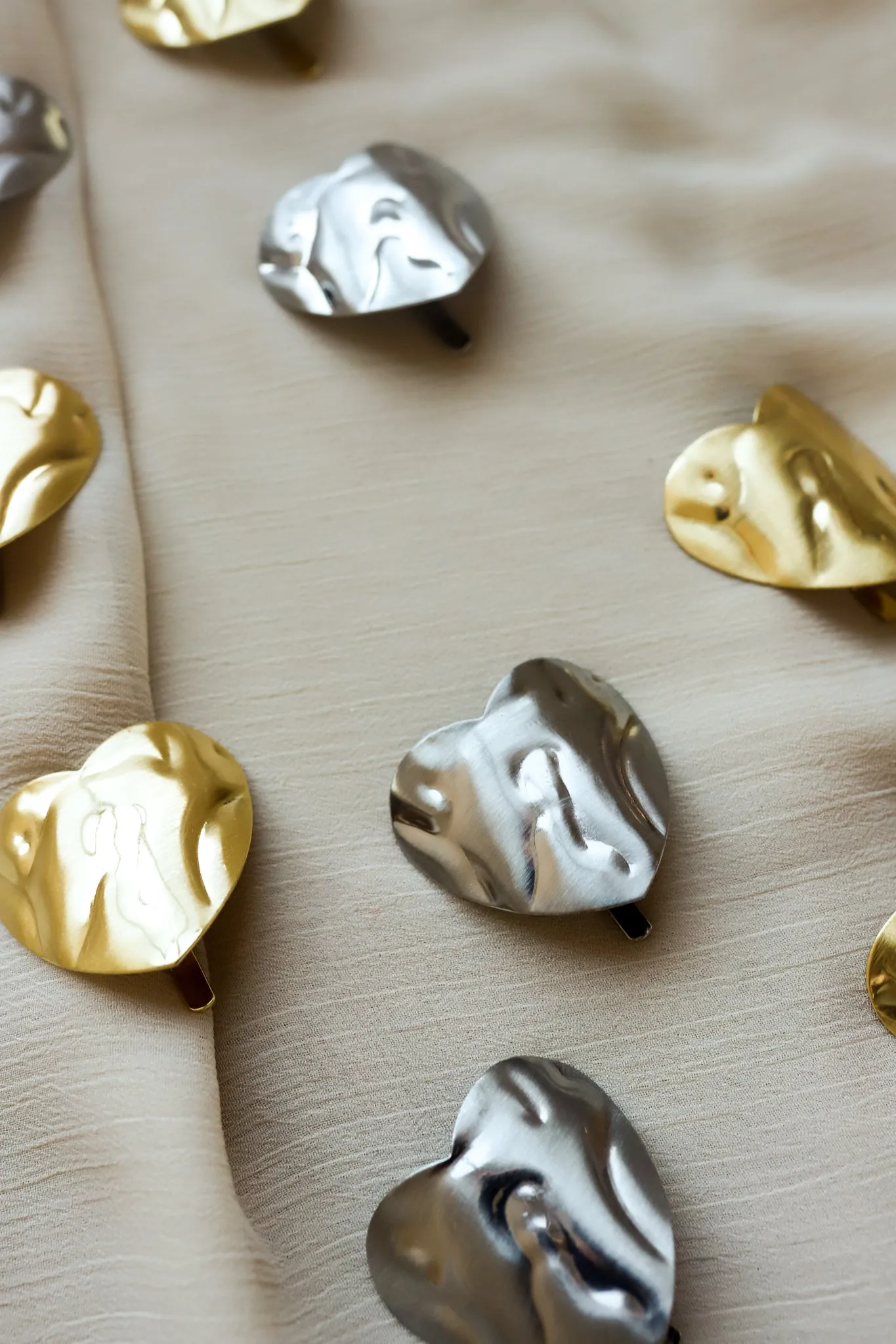 HEART PONYTAIL CUFF ( GOLD   SILVER )