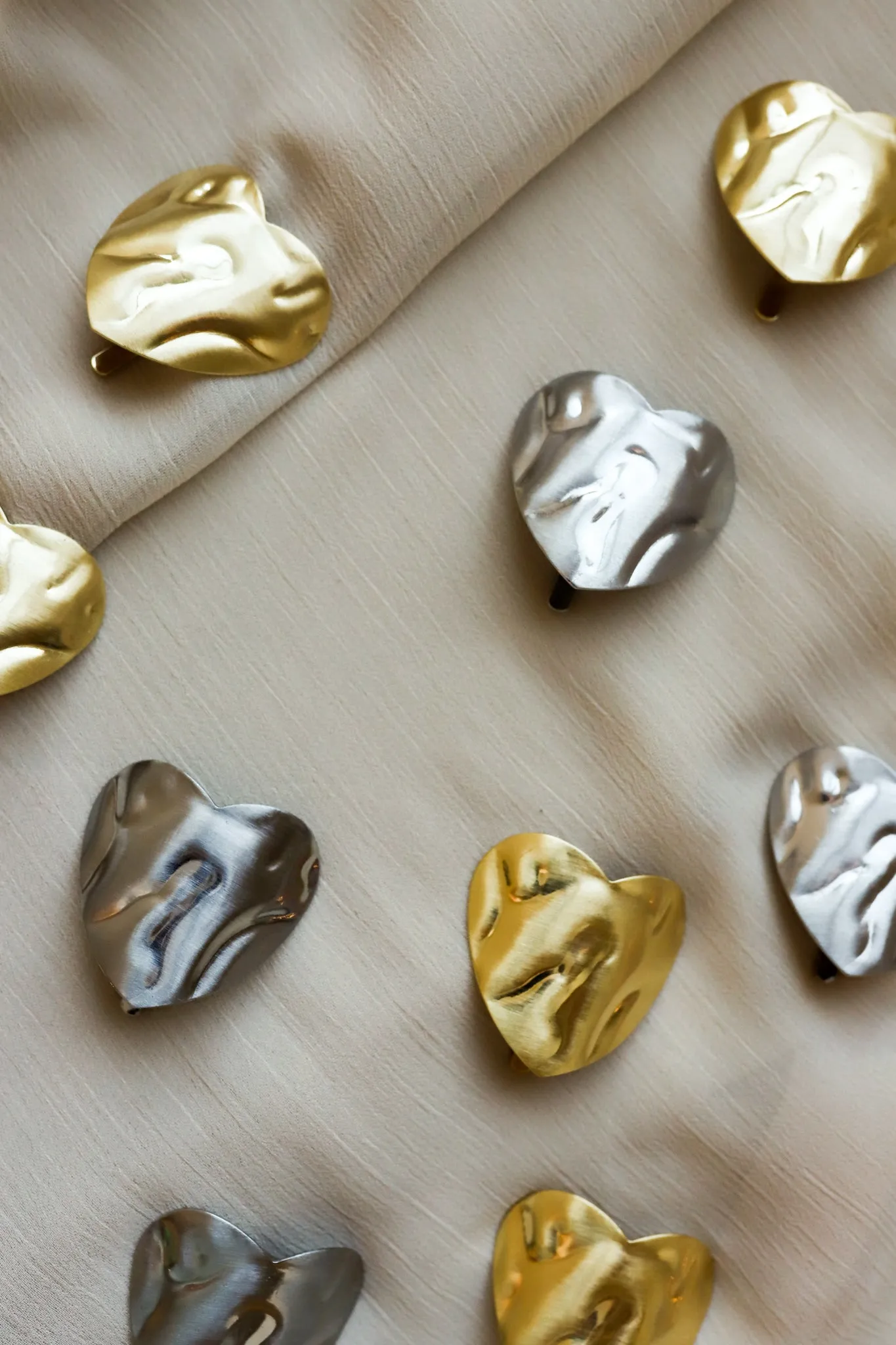 HEART PONYTAIL CUFF ( GOLD   SILVER )