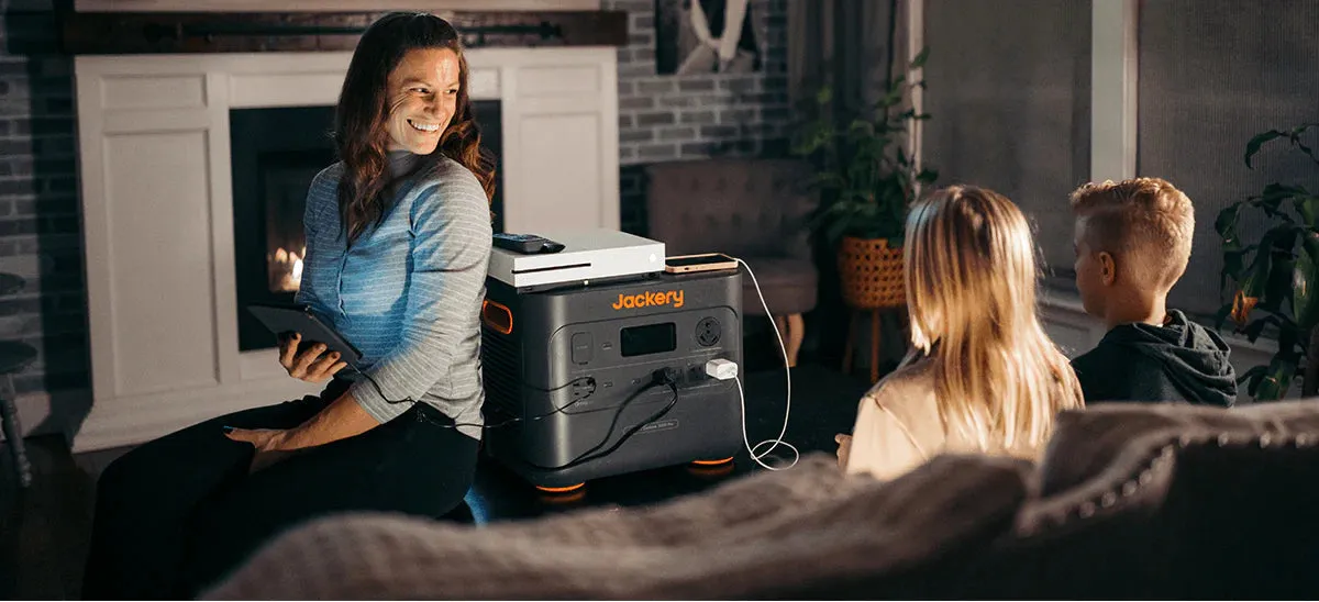 Jackery Explorer 3000 Pro Portable Power Station