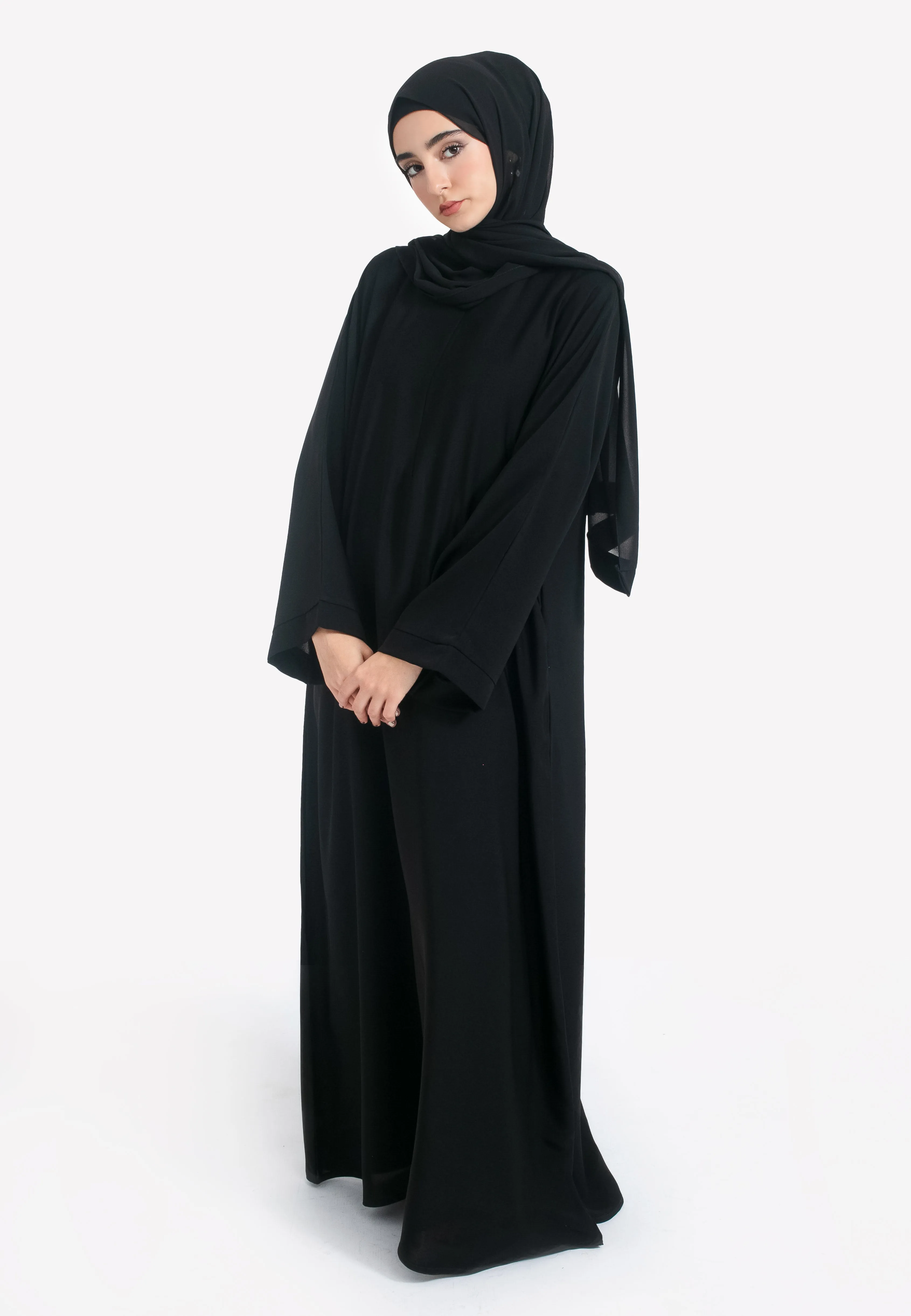 Plain Black Abaya with Front Zip & Pockets