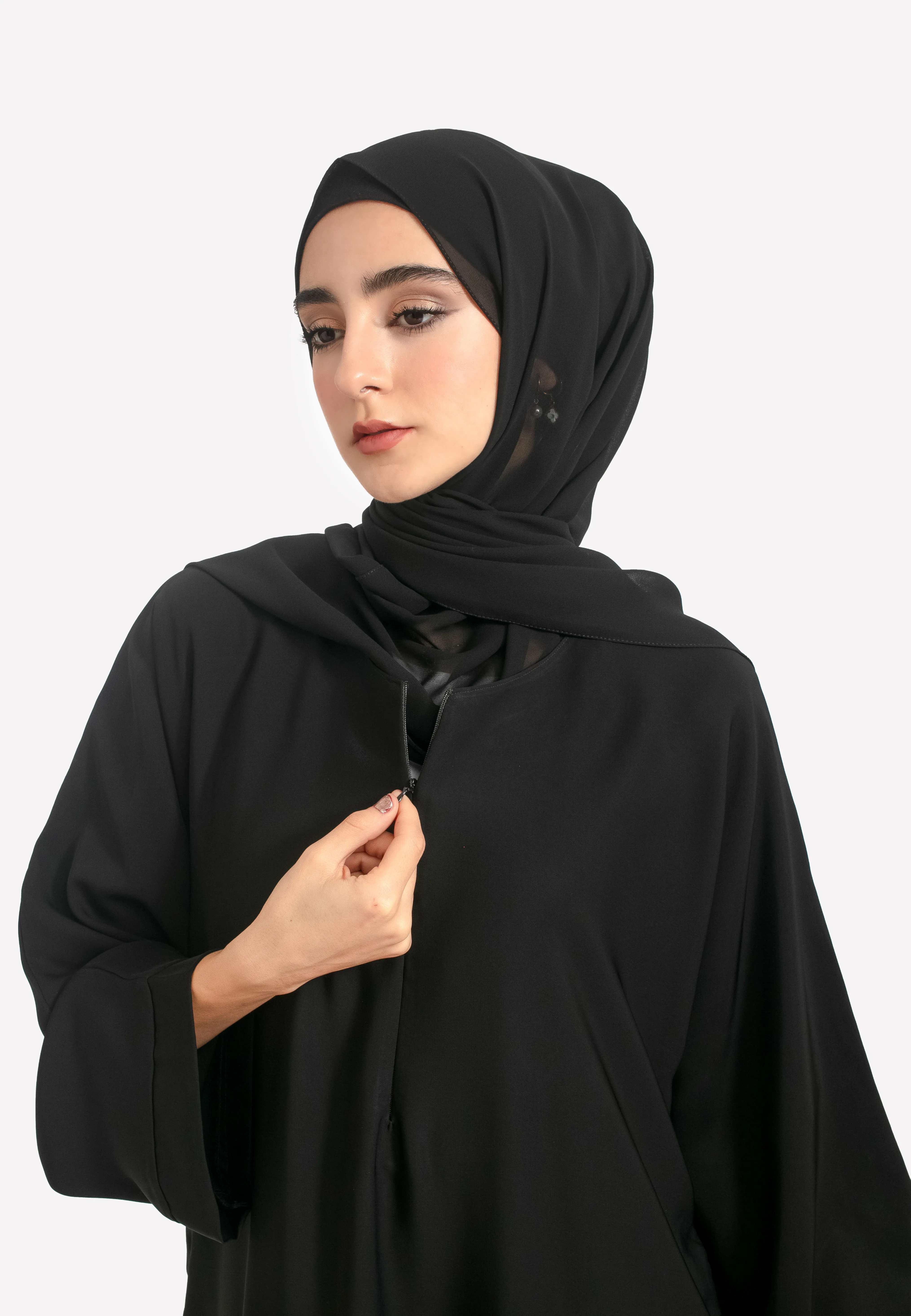 Plain Black Abaya with Front Zip & Pockets