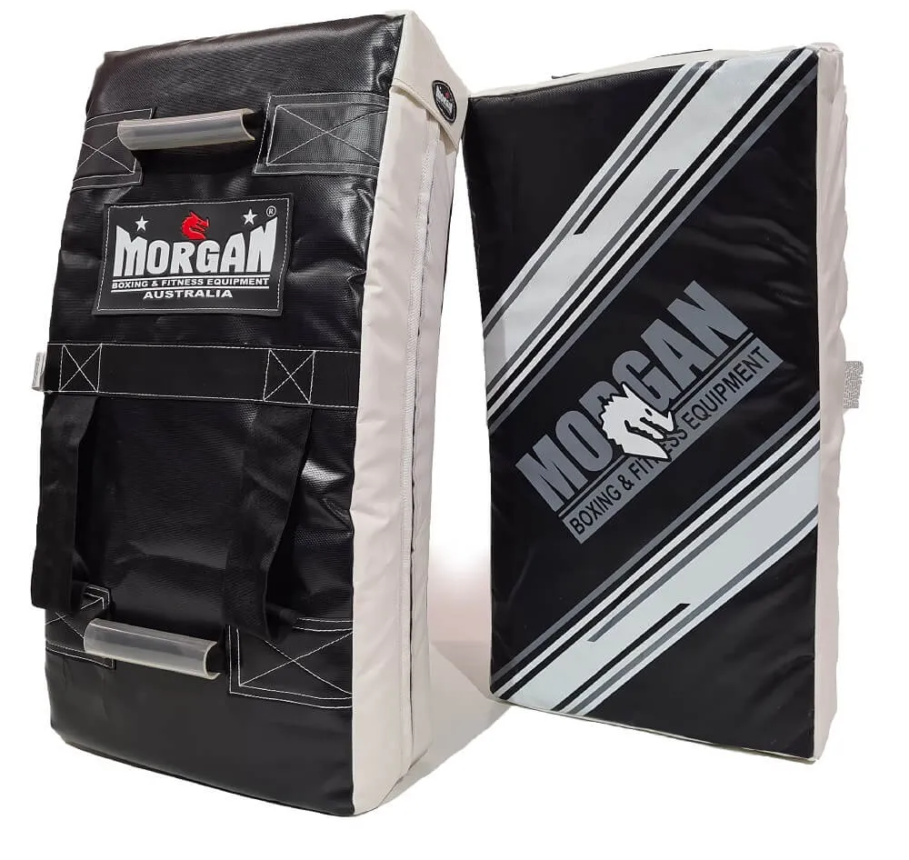 PROFESSIONAL HEAVY DUTY LARGE CURVED PUNCH KICK STRIKE & HIT SHIELD MMA KICK BOXING PAD