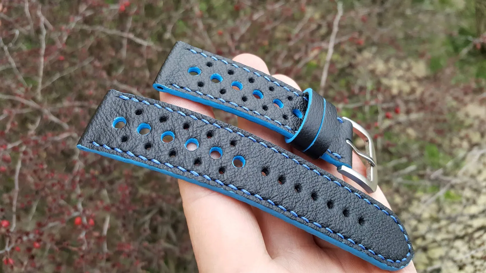 Rally Blue 22 mm