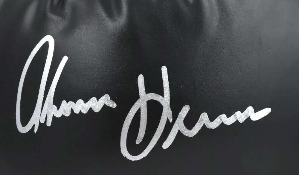 Tommy Hearns Autographed Black Everlast Boxing Glove *Left - Beckett W Hologram