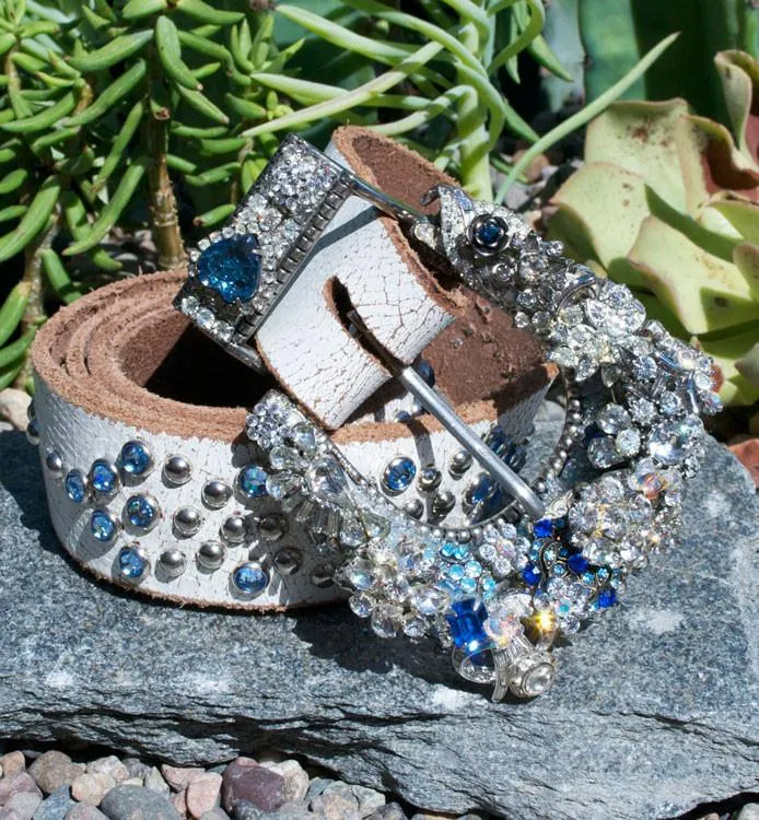 Vintage Cowgirl Belt & Buckle - Medium
