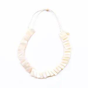 White Mother of Pearl Necklace Playa