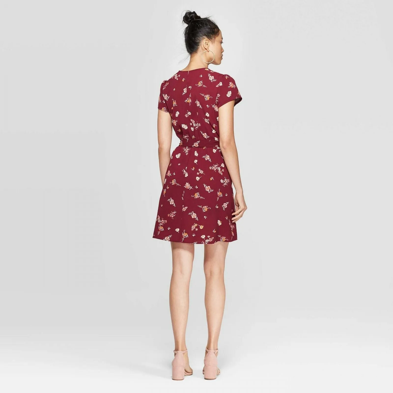 Xhilaration Women's Floral Short Sleeve V-Neck Button-Down Wrap Mini Dress