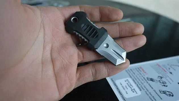 Zero North - Webbing Buckle Camping Tool